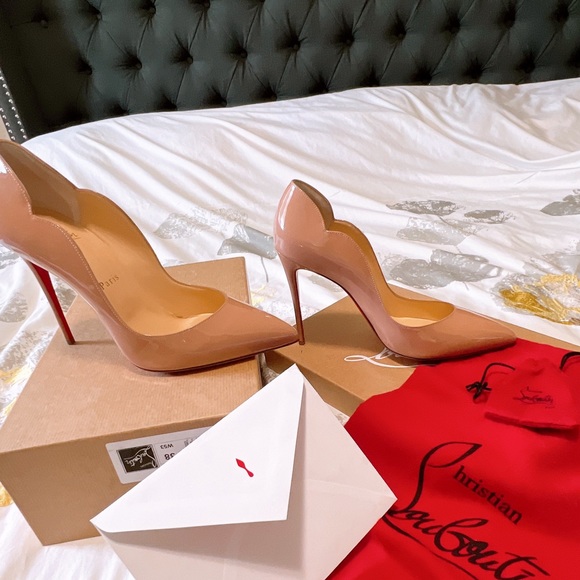 COPY - Brand New Hot Chick Christian Louboutin shoes in Nude. 100mm - Picture 1 of 7